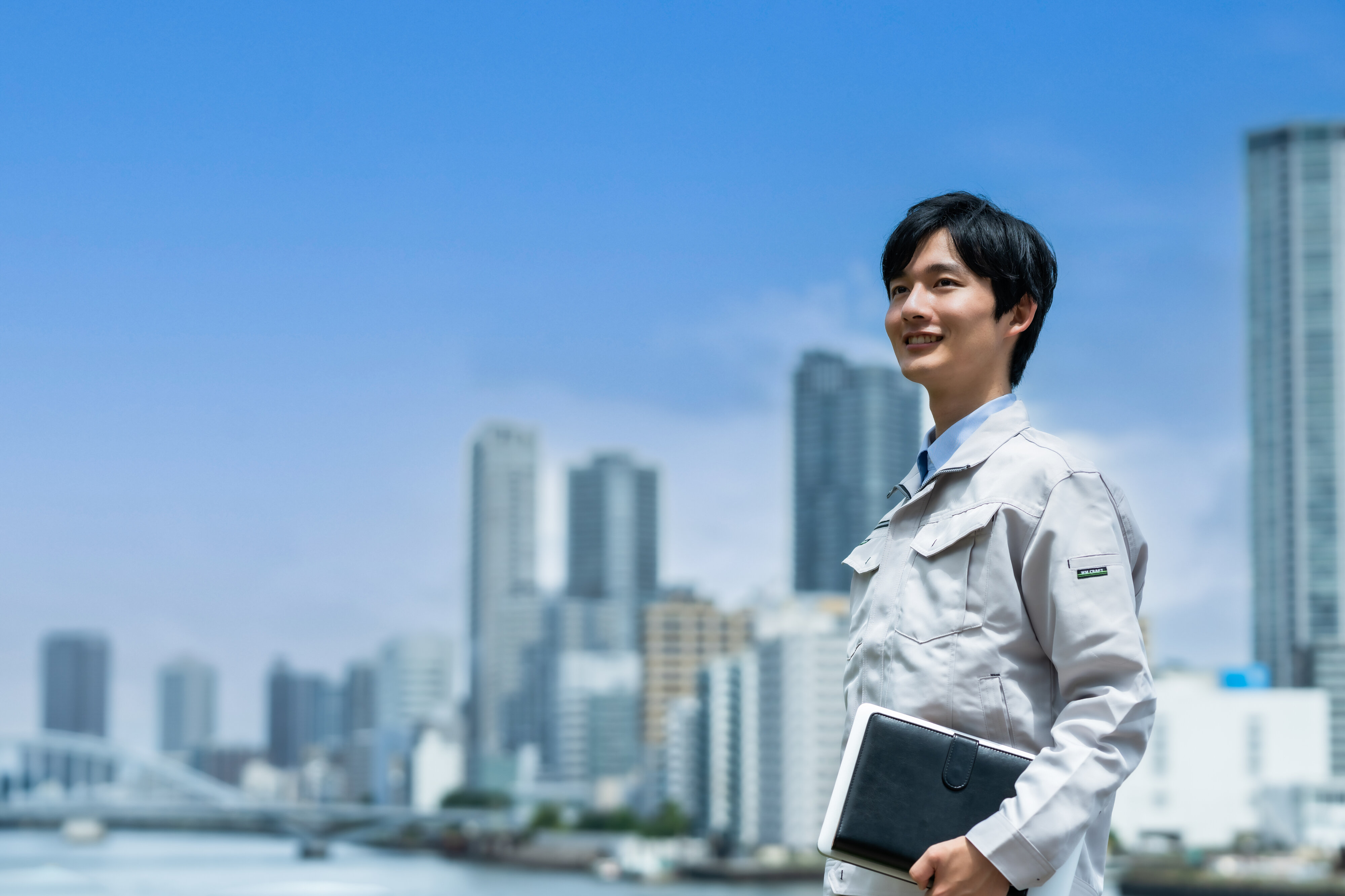 【人物】pixta_92286329_L.jpg